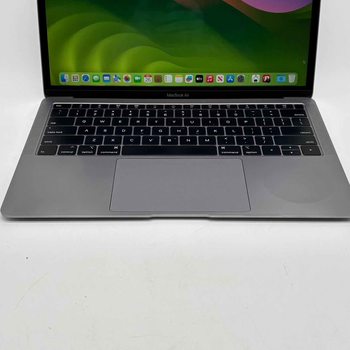 2019 Apple MacBook Air 13.3" i5 1.6GHz 8GB RAM 500GB SSD Space gray MVFH2LL/A