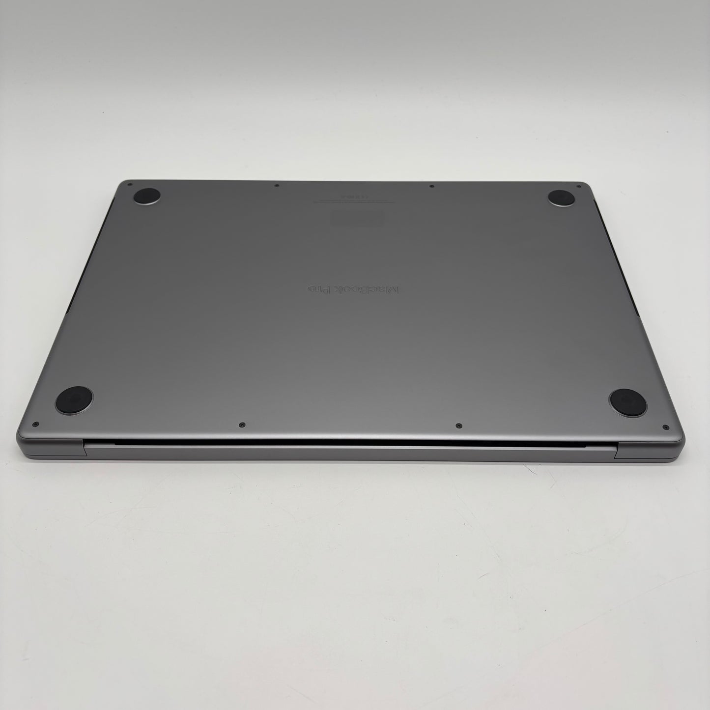2021 Apple MacBook Pro 16" M1 Pro 16C GPU 3.2GHz 16GB RAM 512GB SSD A2485