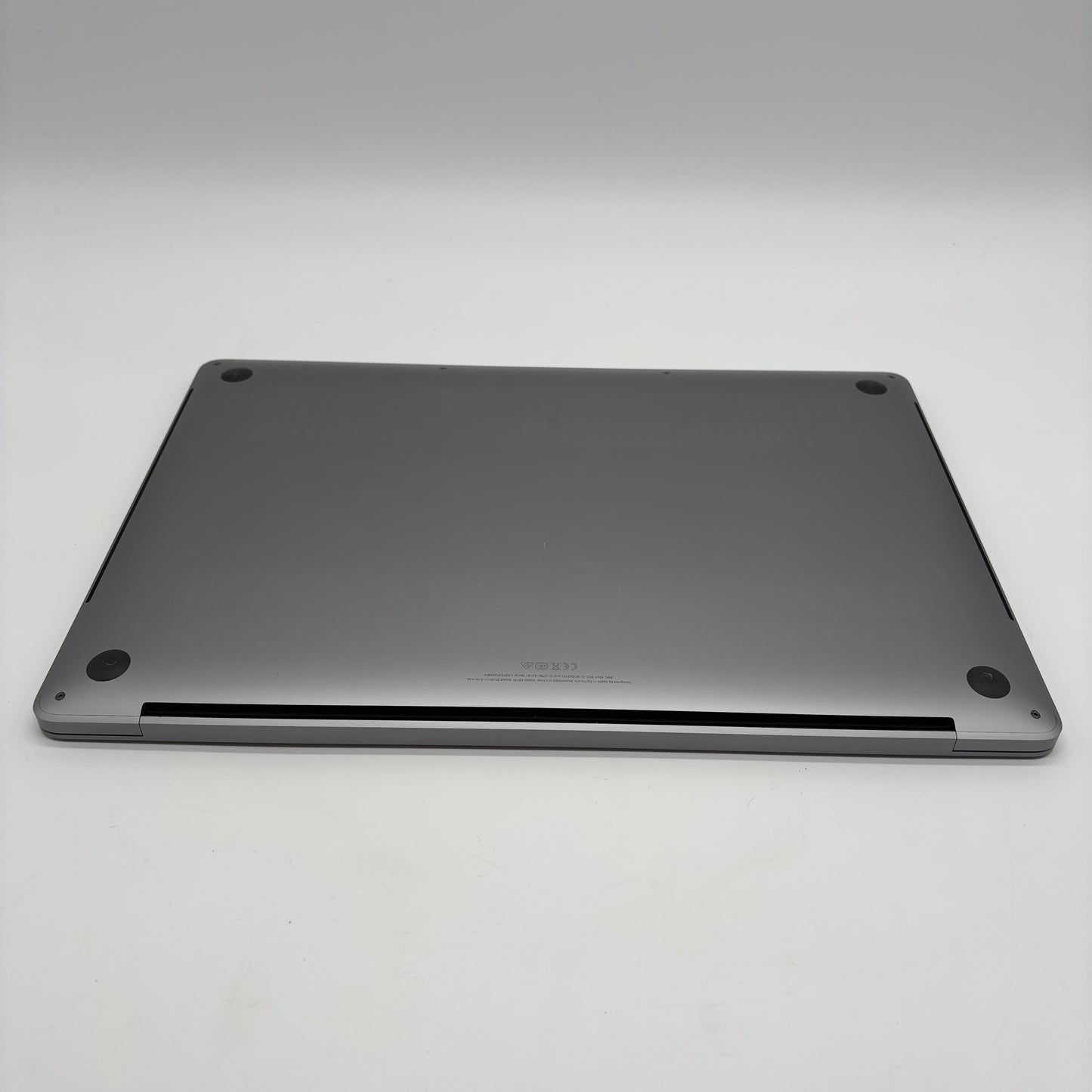 2019 Apple MacBook Pro 16" i9 2.3GHz 16GB RAM 1TB SSD Space Gray A2141