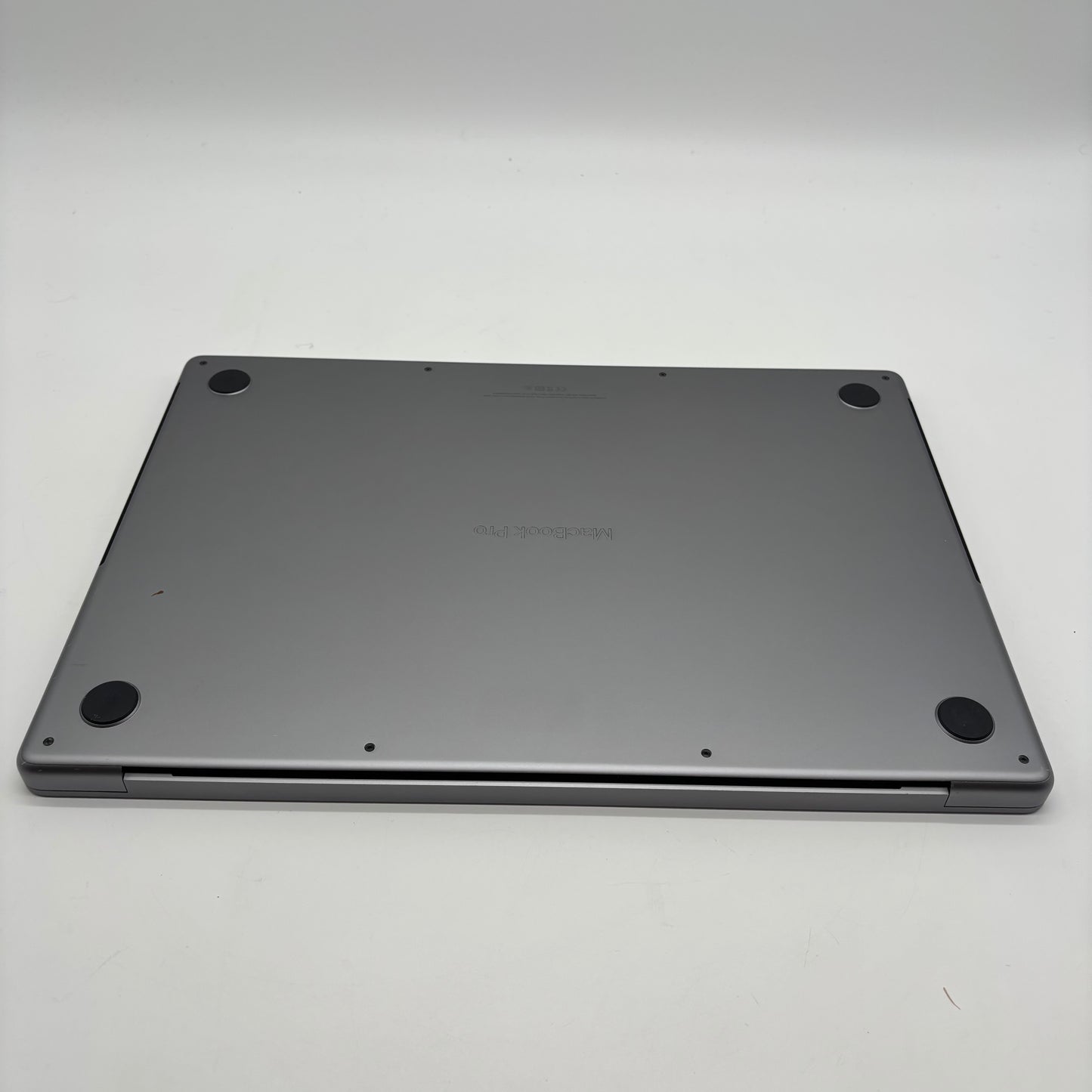 2021 Apple MacBook Pro 16" M1 Pro 16C GPU 3.2GHz 16GB RAM 512GB SSD A2485