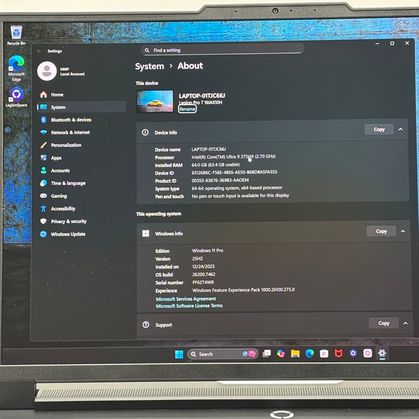 Lenovo Legion 7 Pro 16" Core Ultra 9 275HX 2.7GHz 64GB RAM 1TB SSD RTX 5090