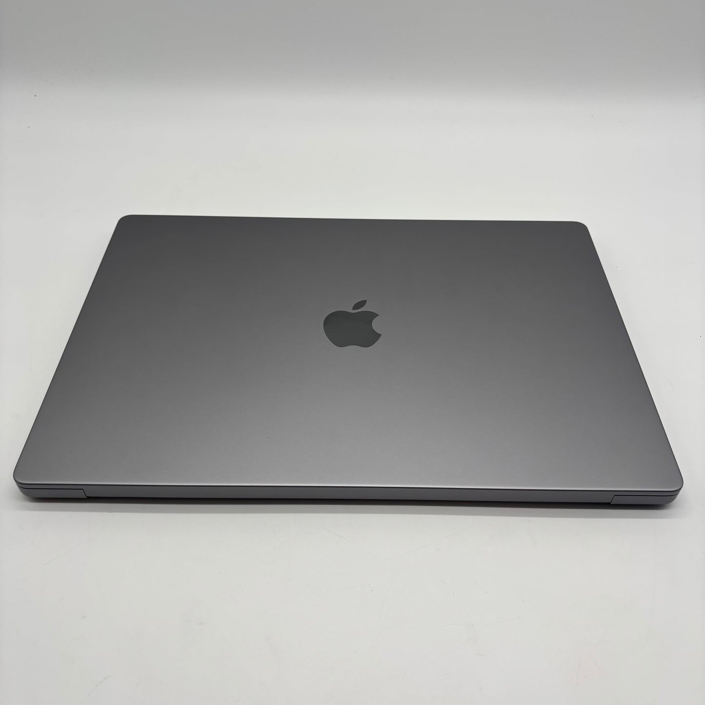 2021 Apple MacBook Pro 16" M1 Max 24C GPU 3.2GHz 64GB RAM 1TB SSD A2485