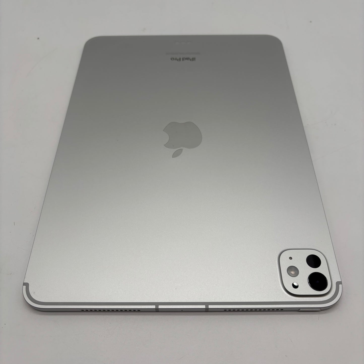 Unlocked Apple iPad Pro 11" M4 256GB Silver MVW23LL/A