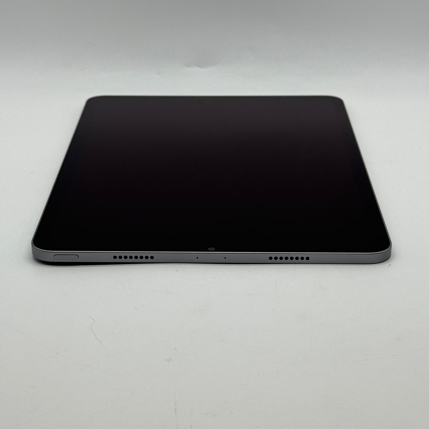 WiFi Only Apple iPad Pro 11" 4th Gen 256GB M1 Space Gray MNXF3LL/A