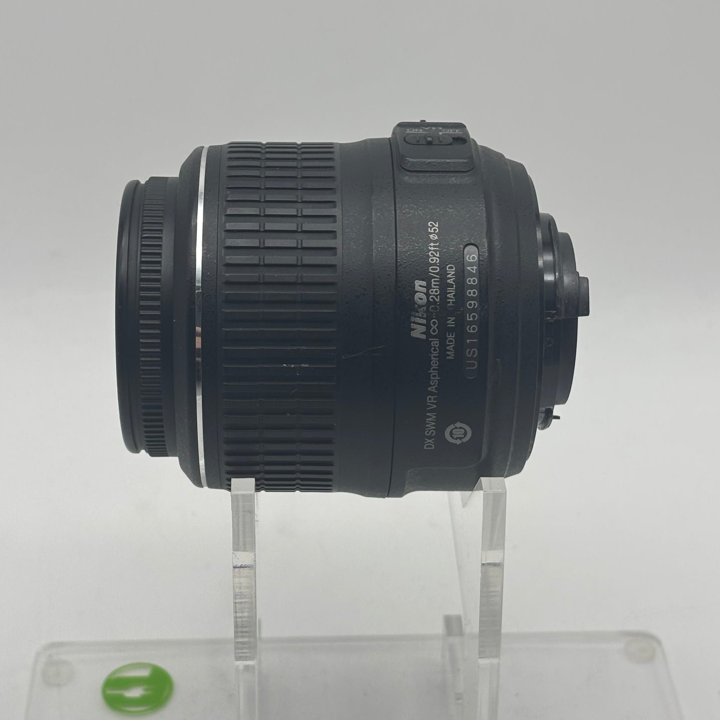 Nikon AF-S DX NIKKOR 18-55mm f/3.5-5.6 G VR Lens