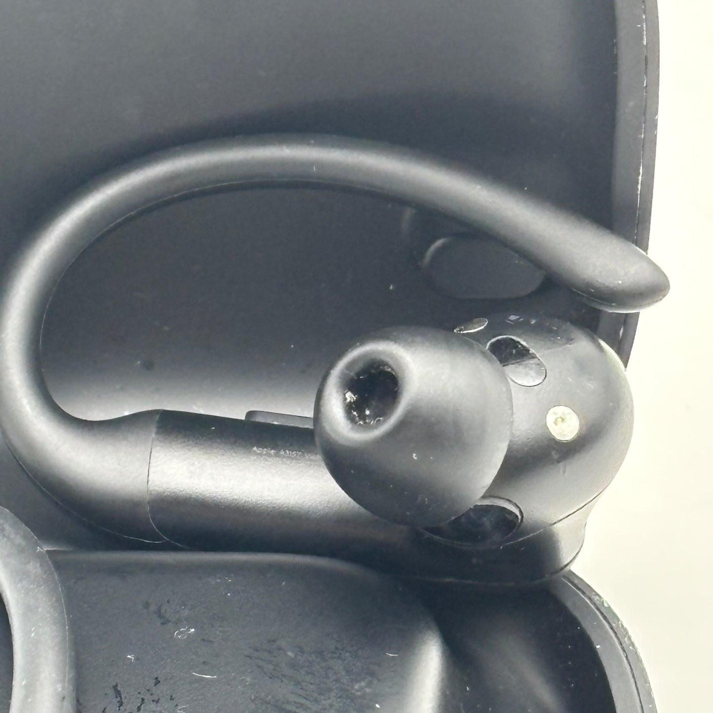 Beats Powerbeats Pro 2 Wireless In-Ear Bluetooth Headphones Black A3160