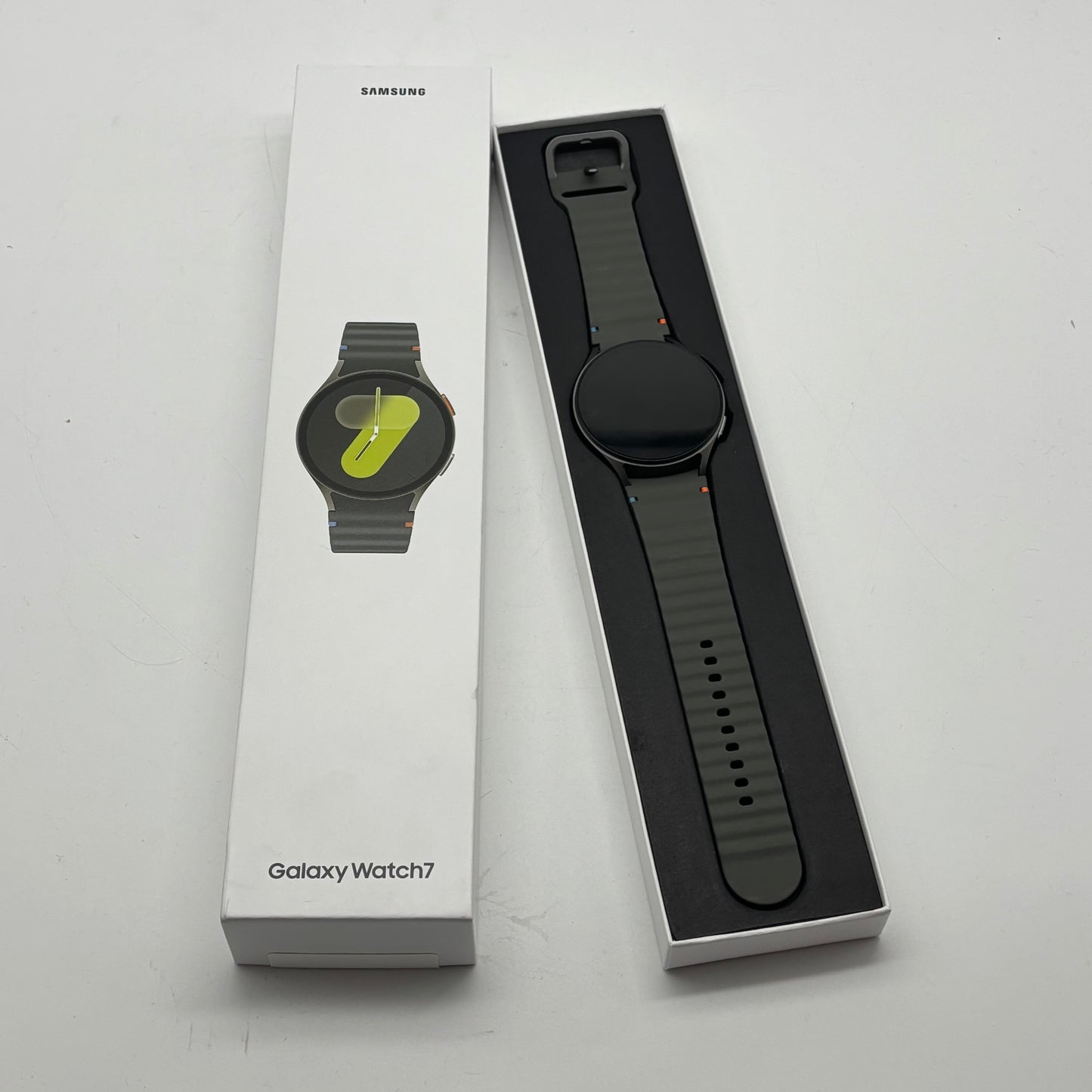WiFi Only Samsung Galaxy Watch7 Aluminum Smartwatch SM-L310