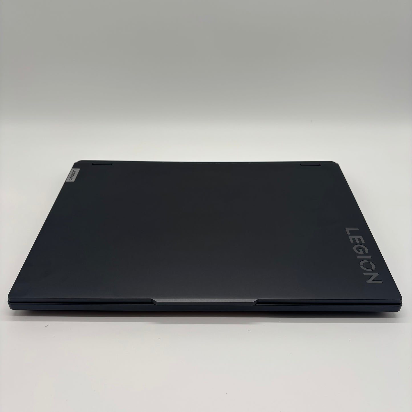 Lenovo Legion Pro 7 i9-13900HX 2.20 GHz 32GB RAM 1TB SSD GeForce RTX 4080