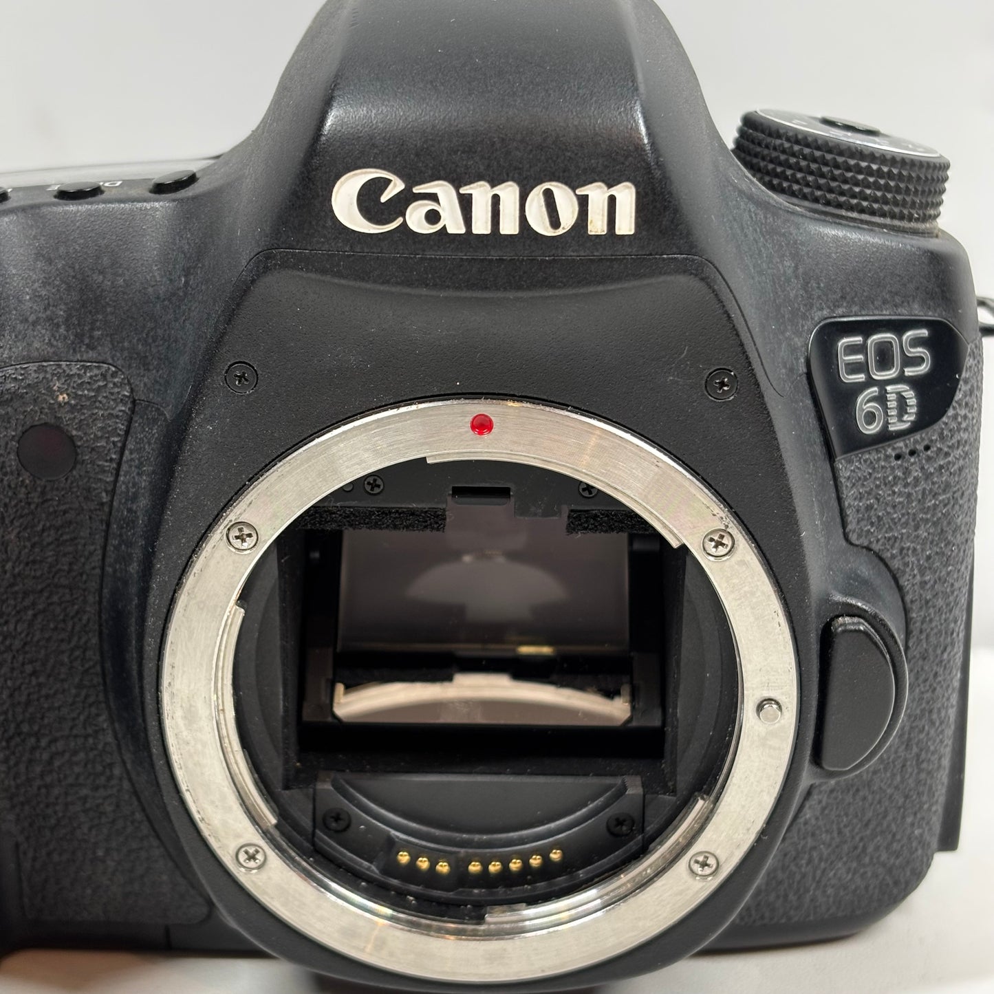 Canon EOS 6D 20.2MP 30-1/4000 Shutter Count Digital SLR Camera