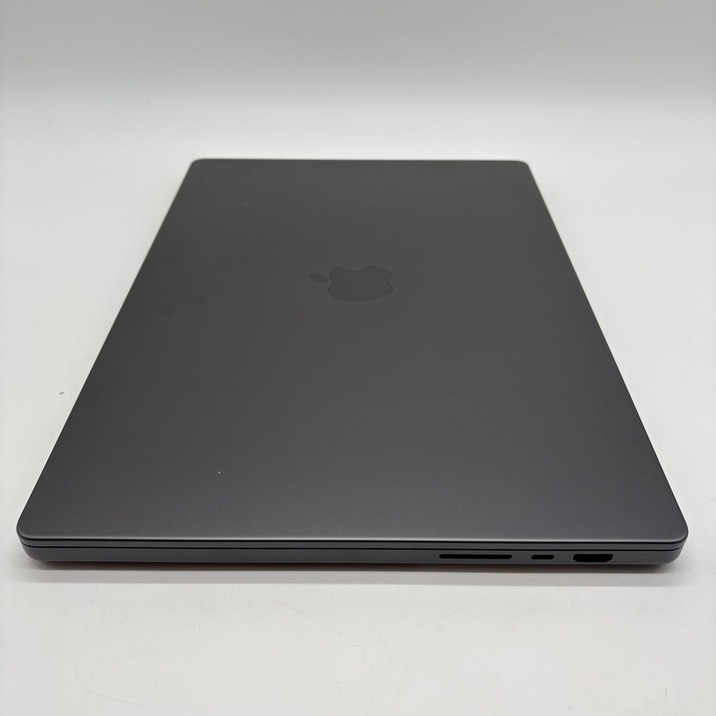 2023 Apple MacBook Pro 16" M3 Pro 4.0GHz 18GB RAM 512GB SSD A2991