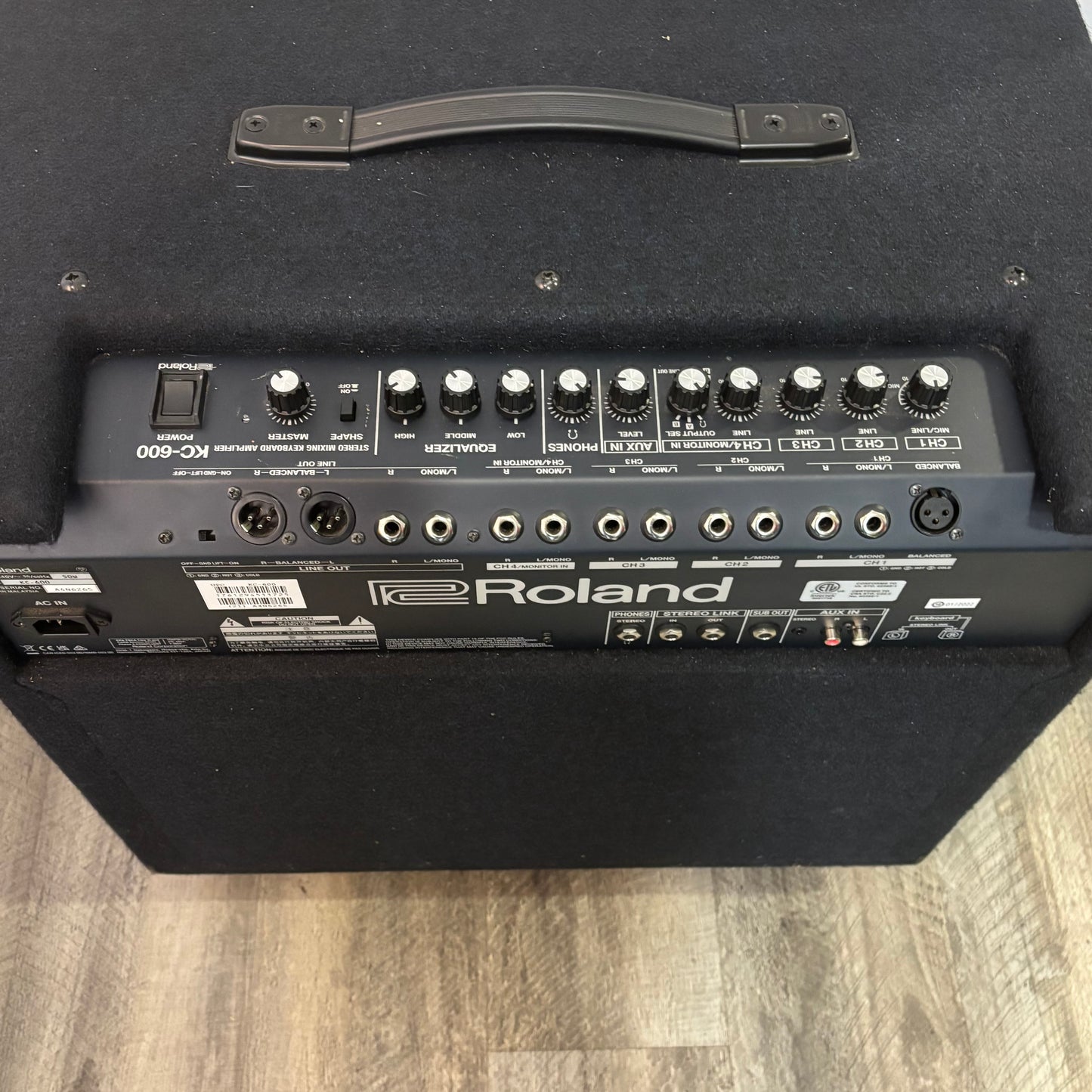 Roland KC 600 Stereo Mixing Keyboard Amplifier KC 600