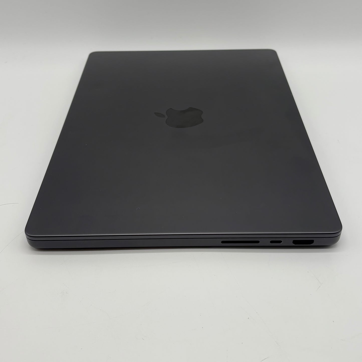 2023 Apple MacBook Pro 14" M3 Max 30C GPU 4.0GHz 36GB RAM 1TB SSD FRX53LL\A