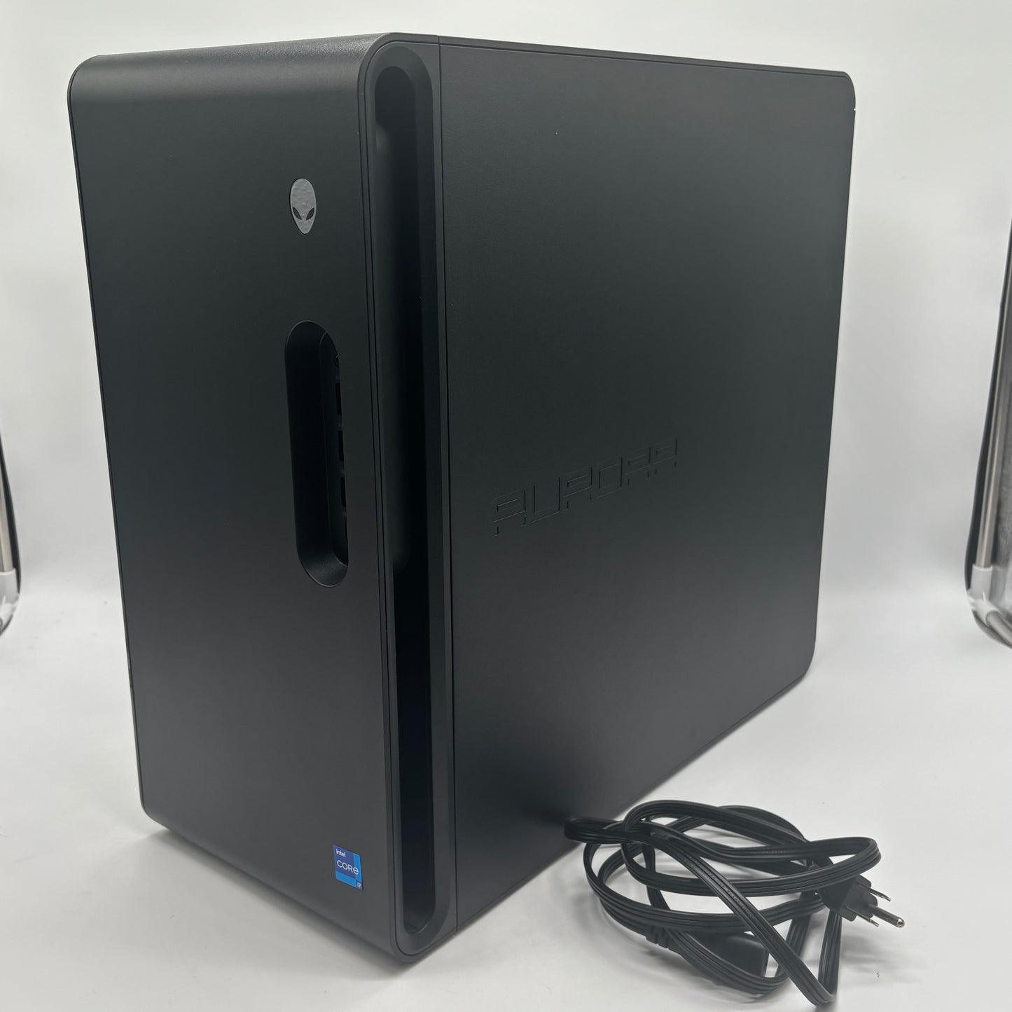 Alienware Aurora 16 i7-14700KF 3.40GHz 32GB RAM 1TB SSD Nvidia GeForce RTX 4070