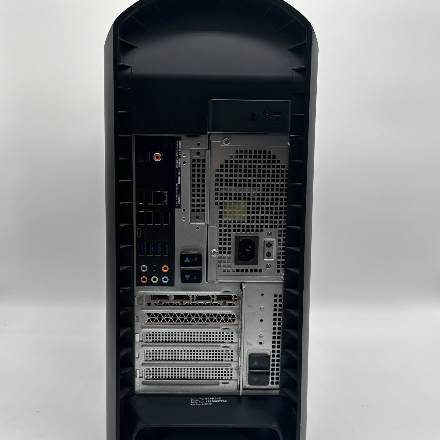 Alienware Aurora R11 819H243 i9-10900K 3.70GHz 64GB RAM 2TB SSD RTX 2080 Super