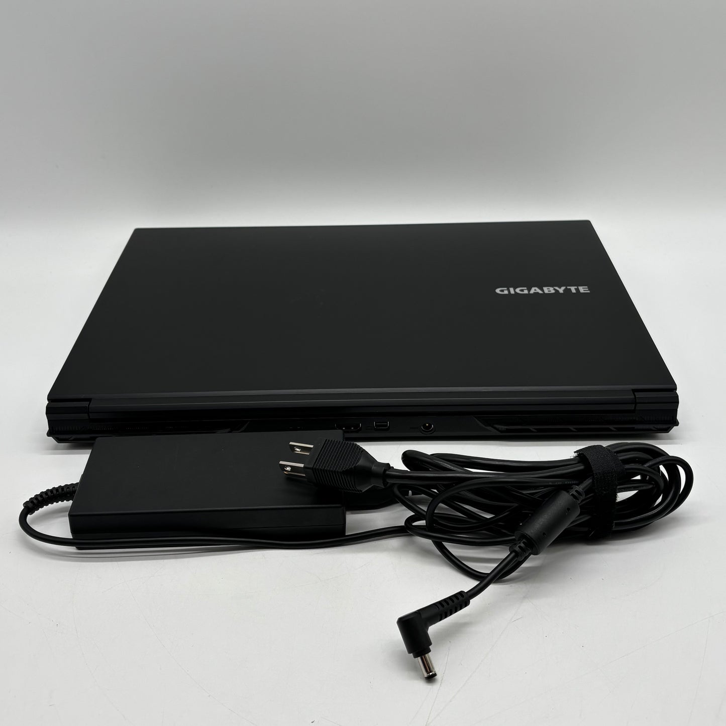 Gigabyte G6 KF RC56 16" i7-13620H 2.4GHz 32GB RAM 1TB SSD GeForce RTX 4060