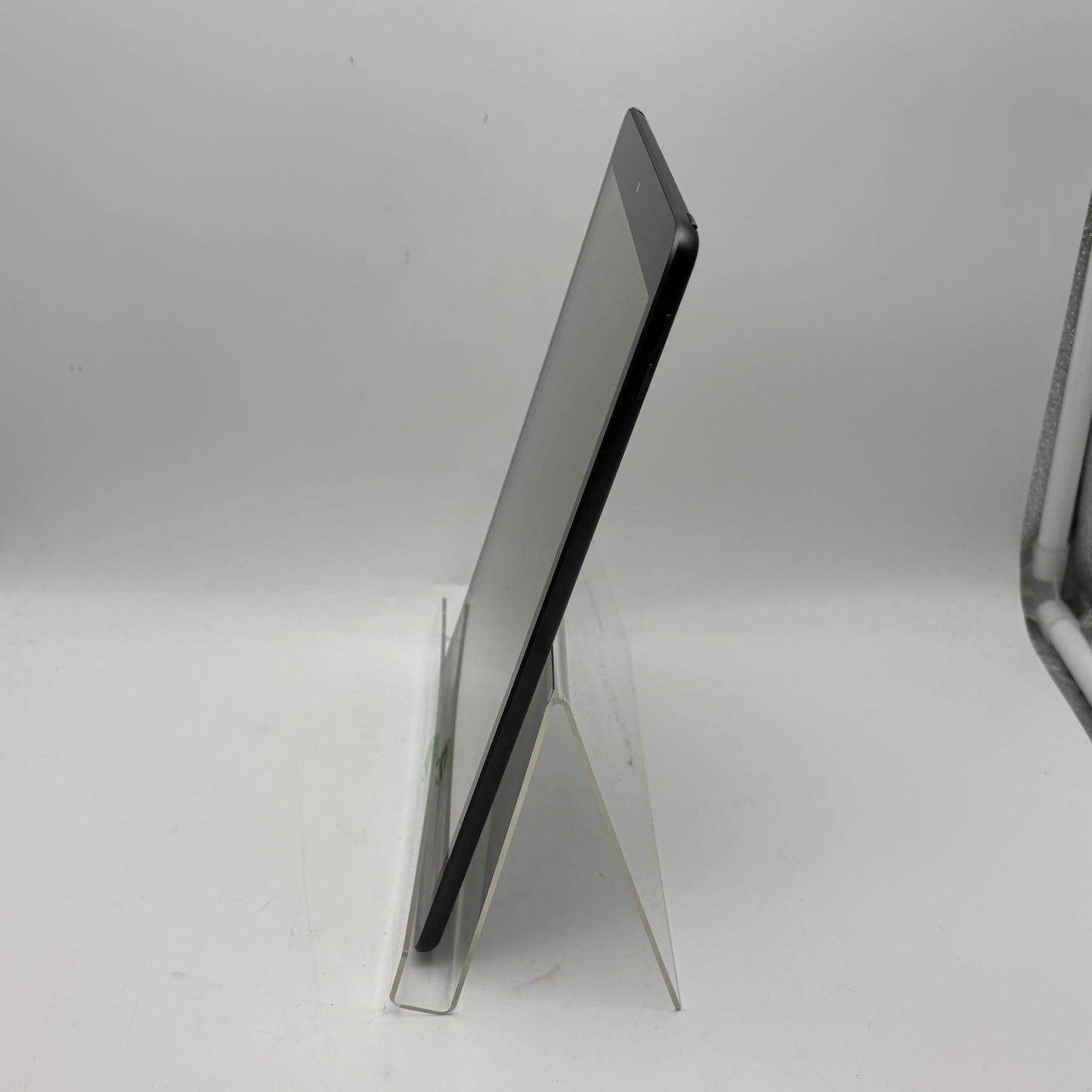 WiFi Only Apple iPad 9th Gen 64GB Space gray