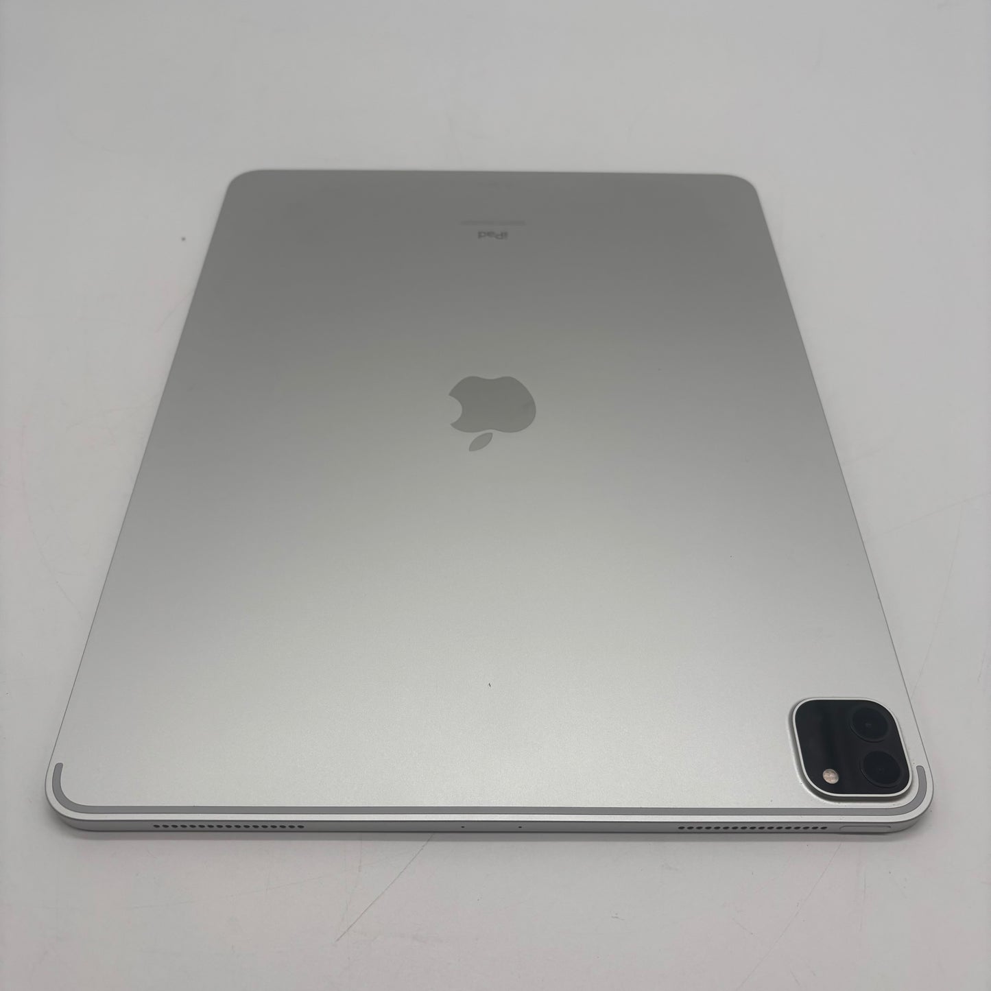 WiFi Only Apple iPad Pro 12.9" 4th Gen 256GB Silver MXAU2LL/A