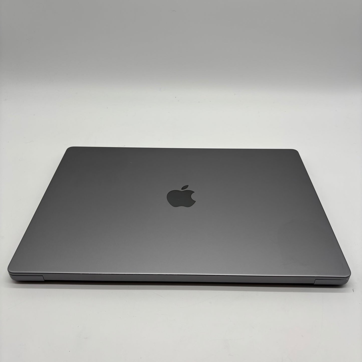 2021 Apple MacBook Pro 16" M1 Pro 16C GPU 3.2GHz 16GB RAM 512GB SSD A2485