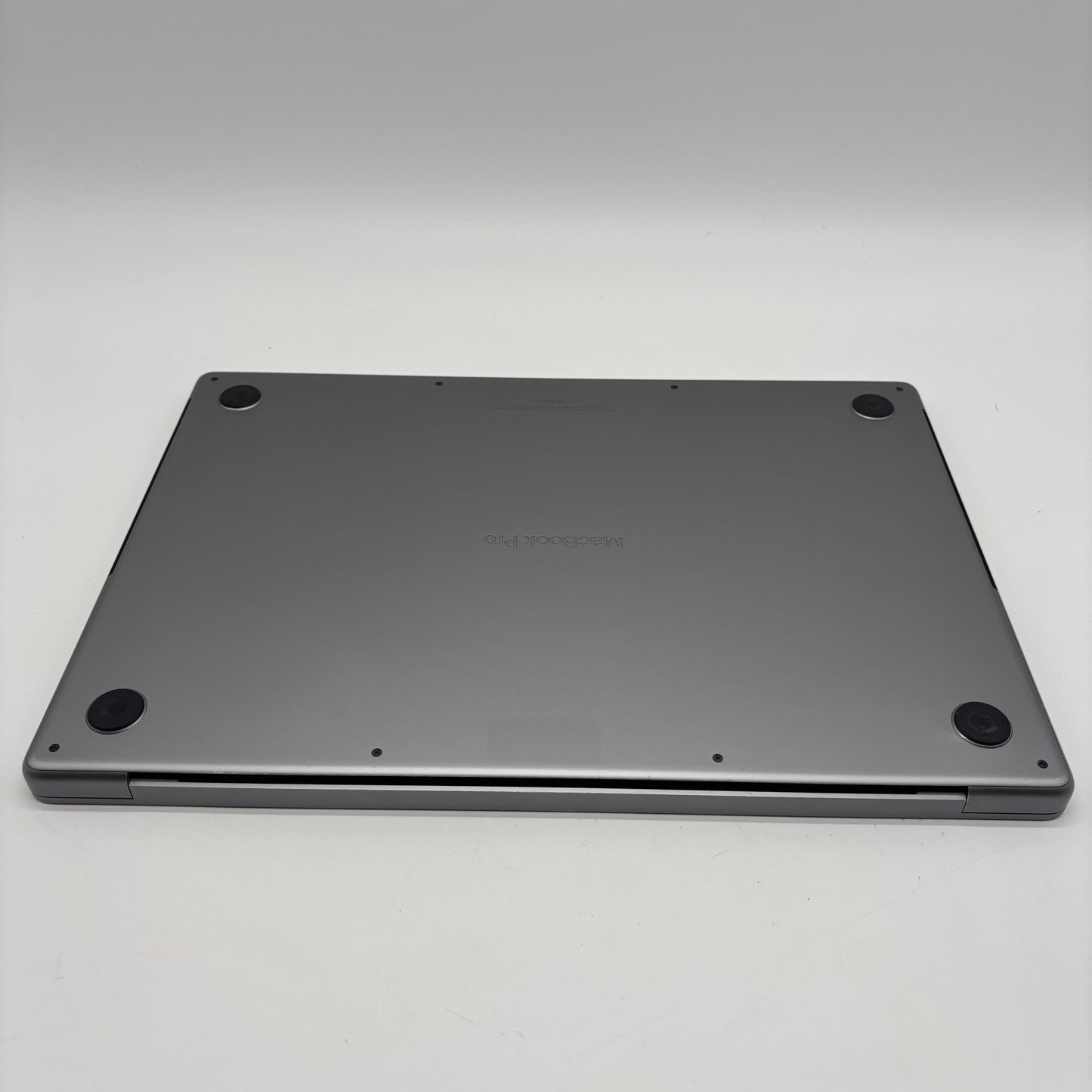 2021 Apple MacBook Pro 16" M1 Pro 16C GPU 3.2GHz 16GB RAM 512GB SSD MK183LL/A