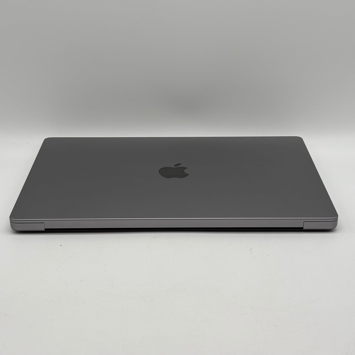 2021 Apple MacBook Pro 16" M1 Pro 16C GPU 3.2GHz 16GB RAM 512GB SSD A2485