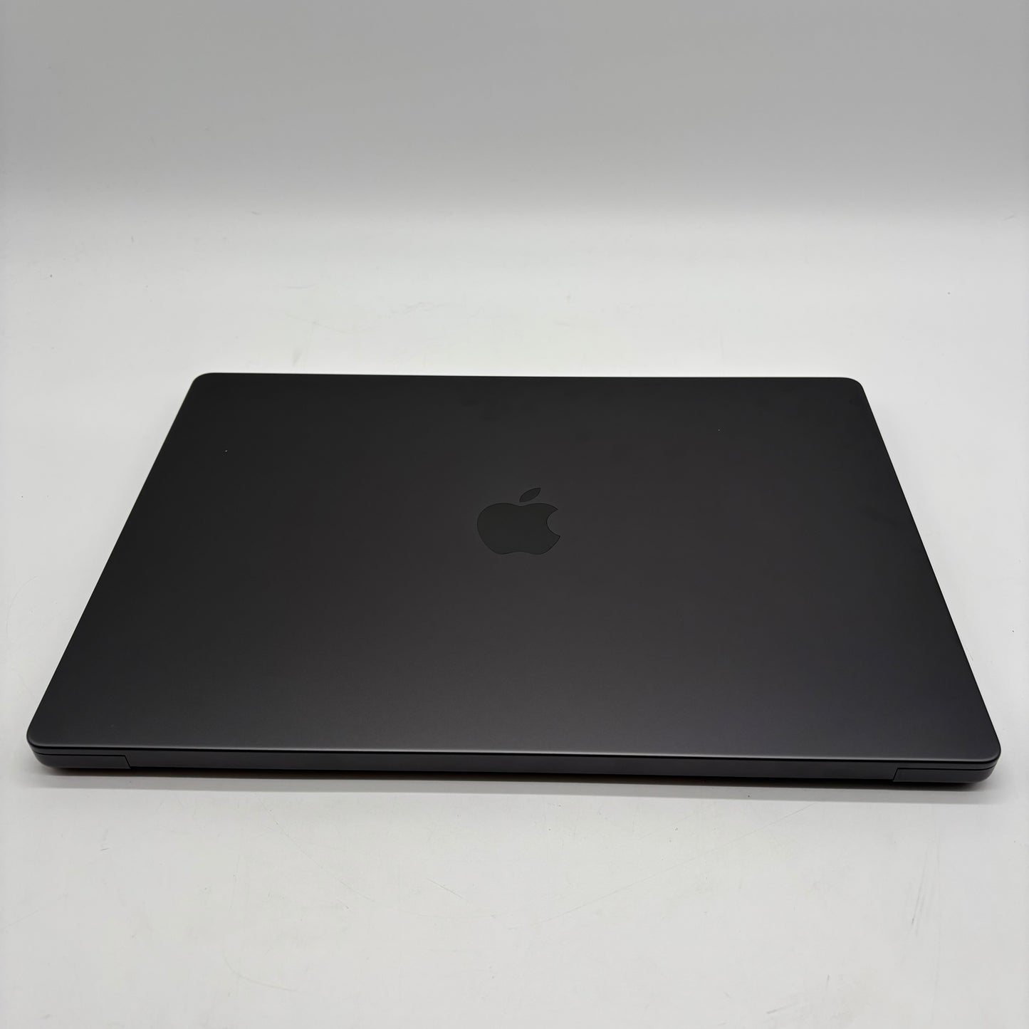2023 Apple MacBook Pro 16" M3 Pro 4.0GHz 18GB RAM 512GB SSD A2991