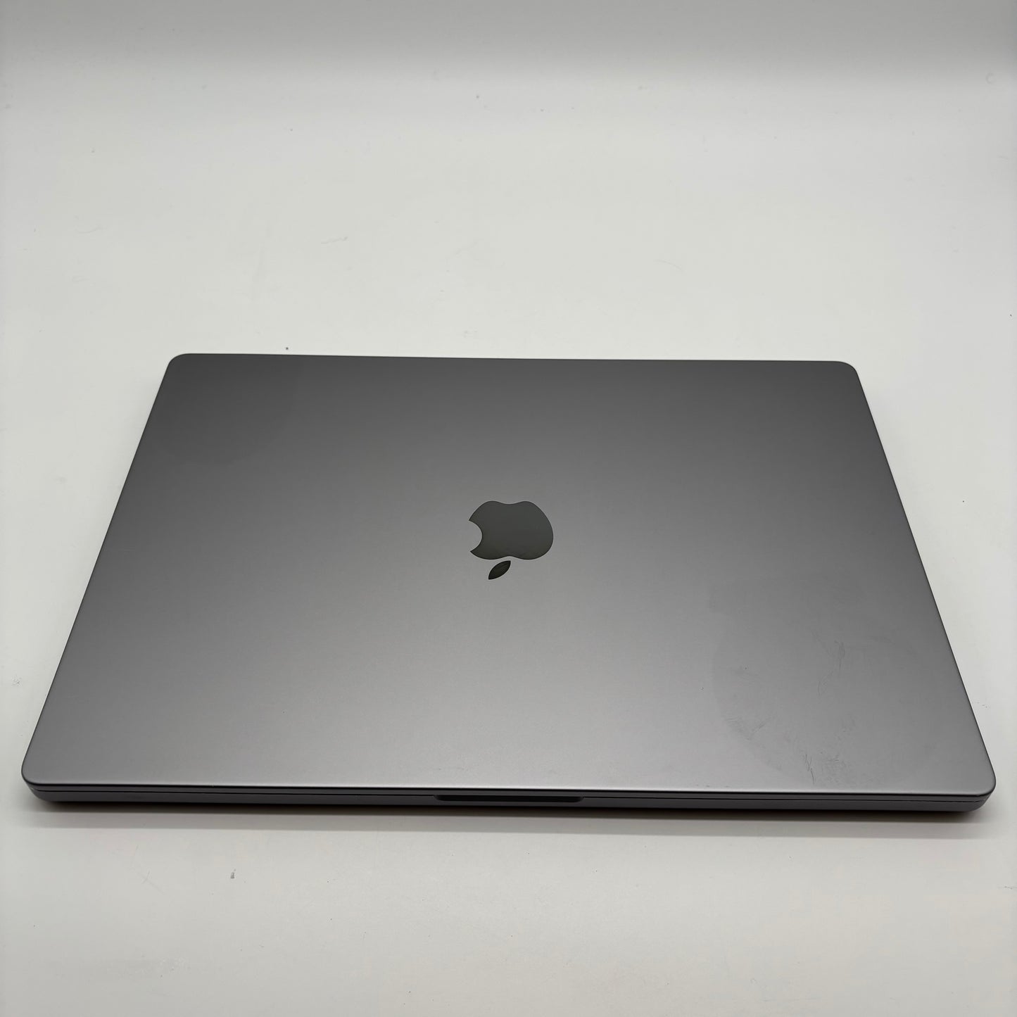 2021 Apple MacBook Pro 16" M1 Pro 16C GPU 3.2GHz 16GB RAM 512GB SSD A2485