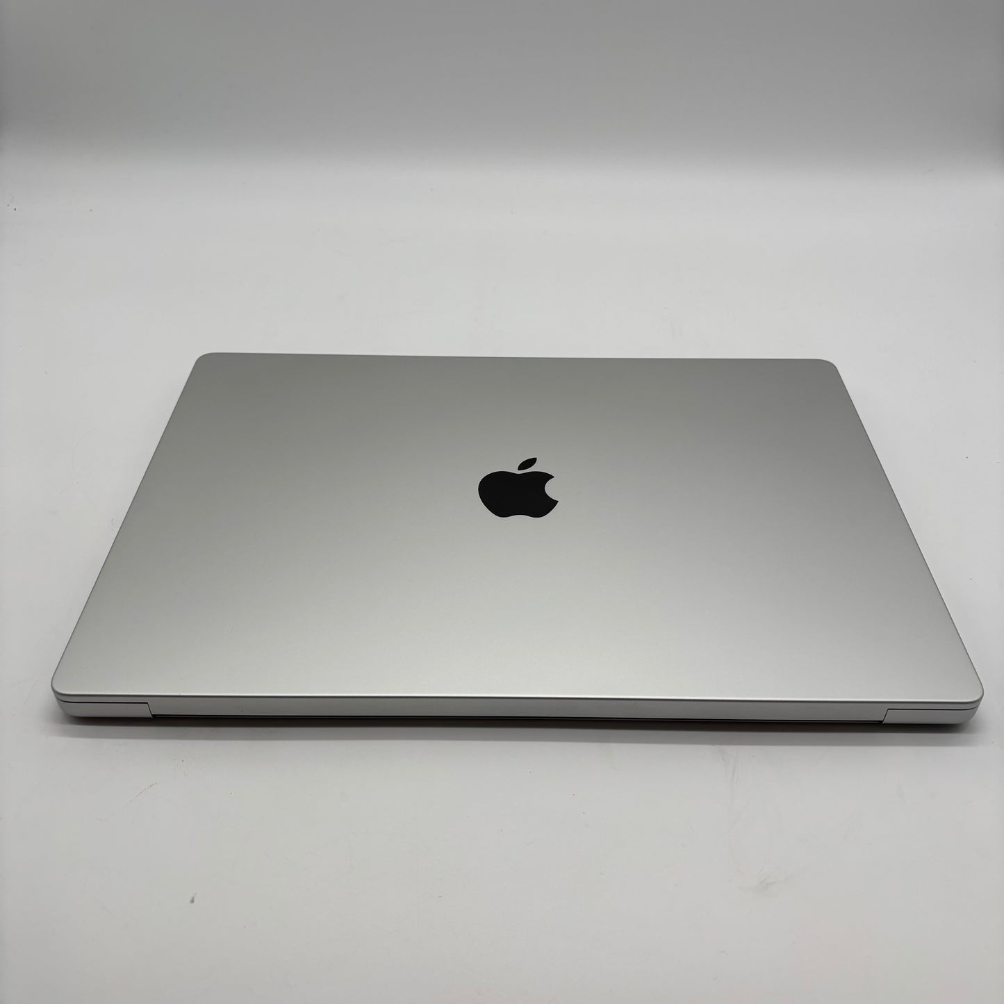 2023 Apple MacBook Pro 16" M3 Pro 18C GPU 4.0GHz 18GB RAM 1TB SSD A2991