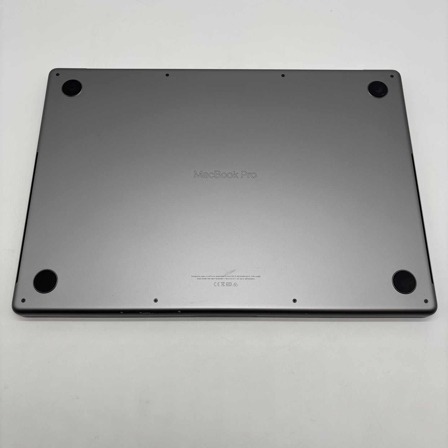 2021 Apple MacBook Pro 16" M1 Pro 16C GPU 3.2GHz 16GB RAM 512GB SSD A2485