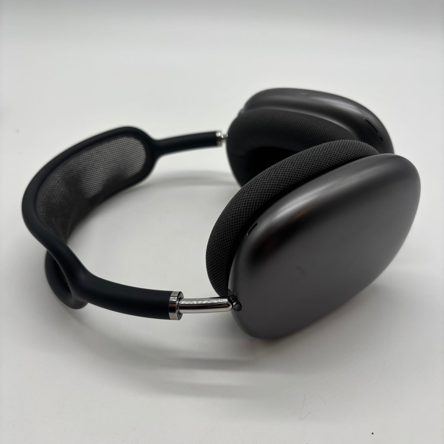 Apple AirPods Max Wireless Over-Ear Headphones Space Gray MGYH3AM/A
