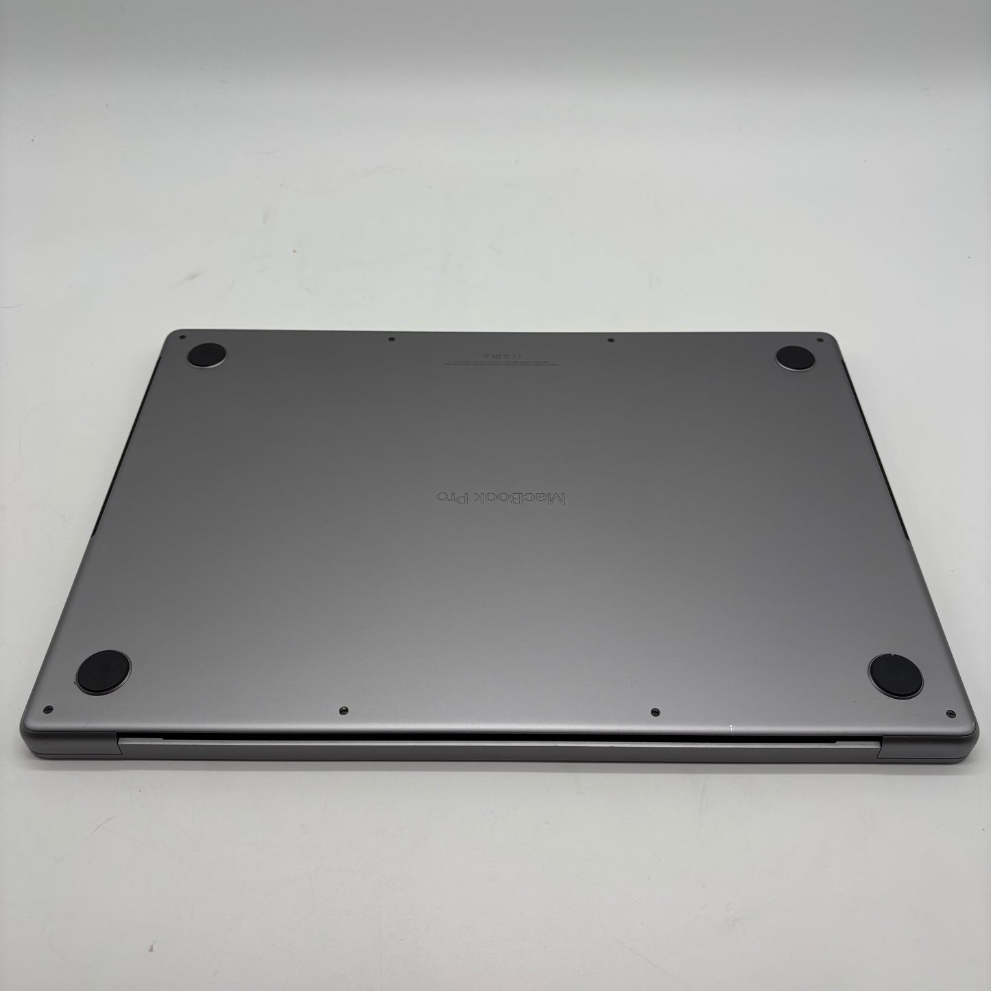 2021 Apple MacBook Pro 16" M1 Max 24C GPU 3.2GHz 32GB RAM 1TB SSD A2485