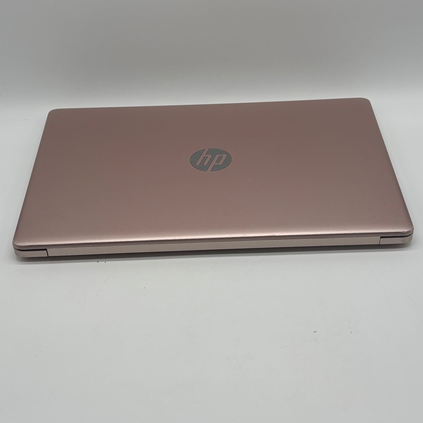 HP Laptop 17-CA0017DS 17.3" A9-9425 3.1GHz 8GB RAM 256GB SSD