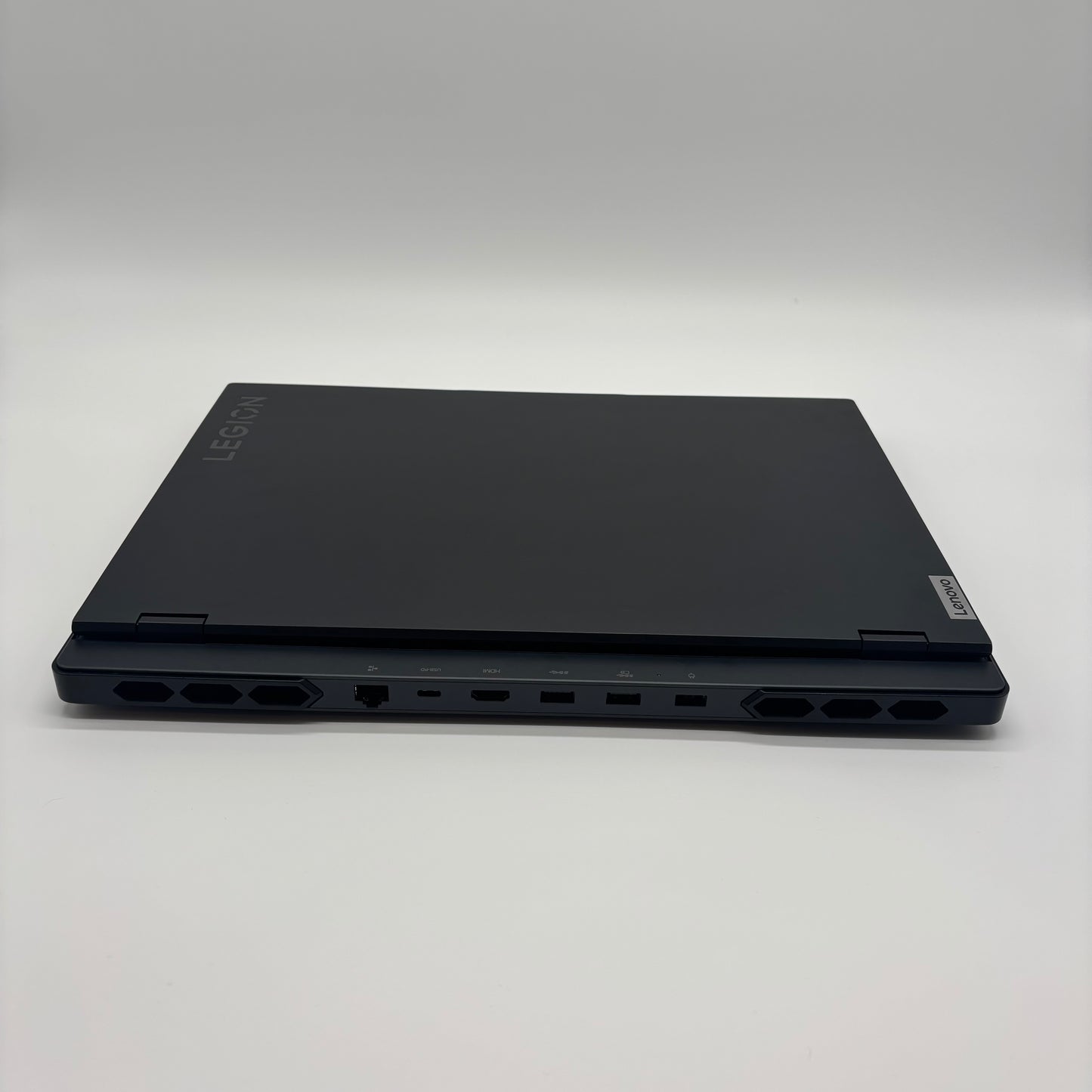 Lenovo Legion Pro 7 i9-13900HX 2.20 GHz 32GB RAM 1TB SSD GeForce RTX 4080