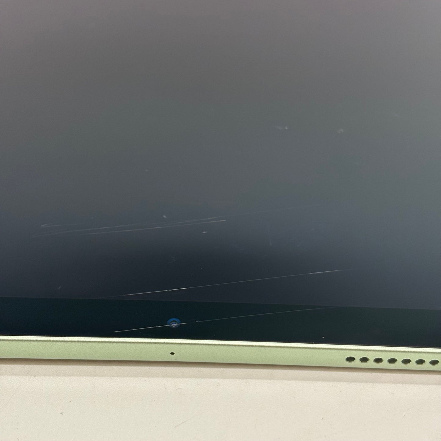 WiFi Only Apple iPad Air 4th Gen 64GB 18.6 Green MYFR2LL/A