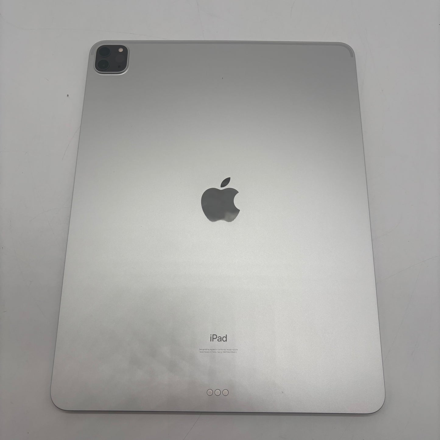 WiFi Only Apple iPad Pro 12.9" 4th Gen 256GB Silver MXAU2LL/A
