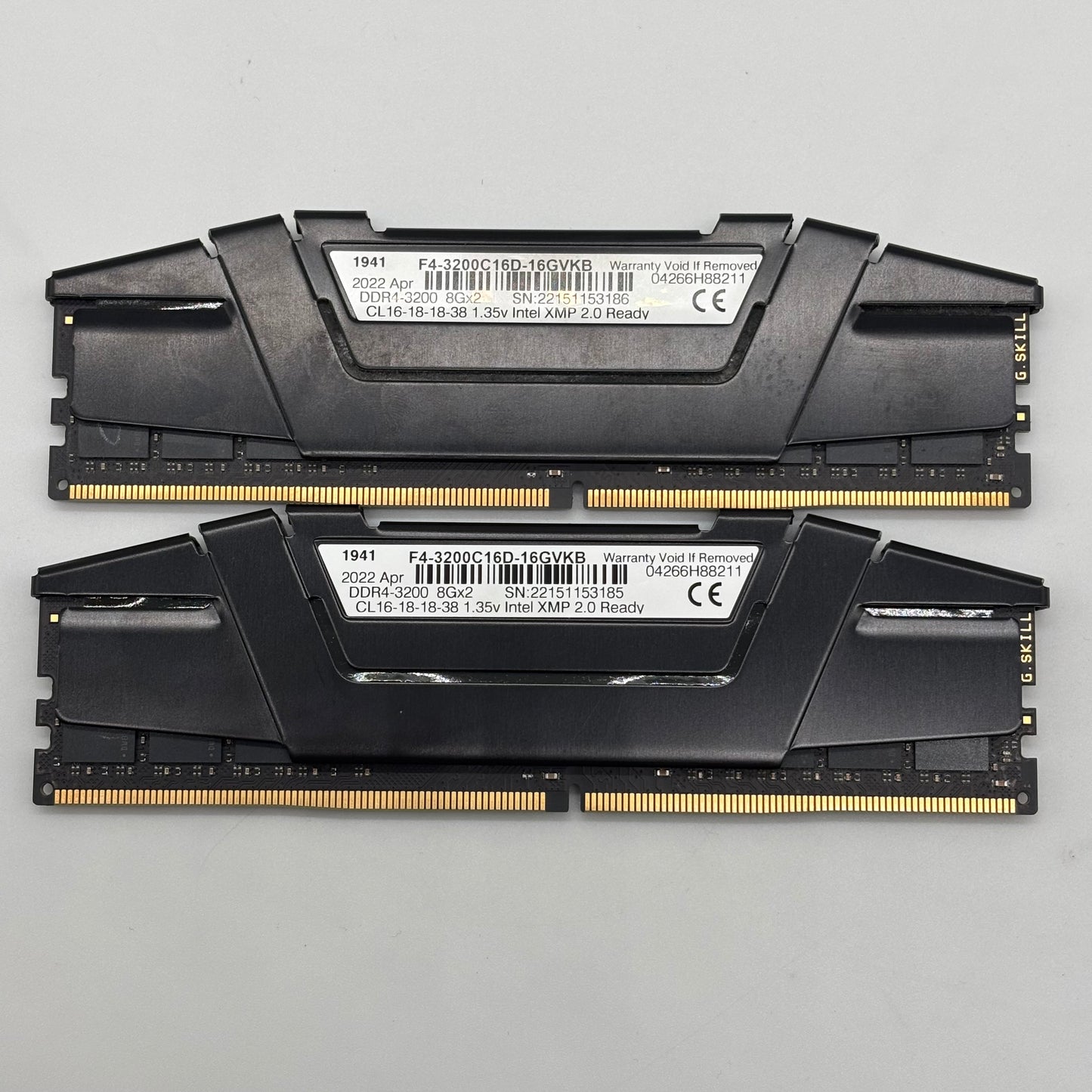 G.Skill RipJaws V 16GB (2x8GB) RAM DDR4 3200MHz F4-3200C16D-16GVKB