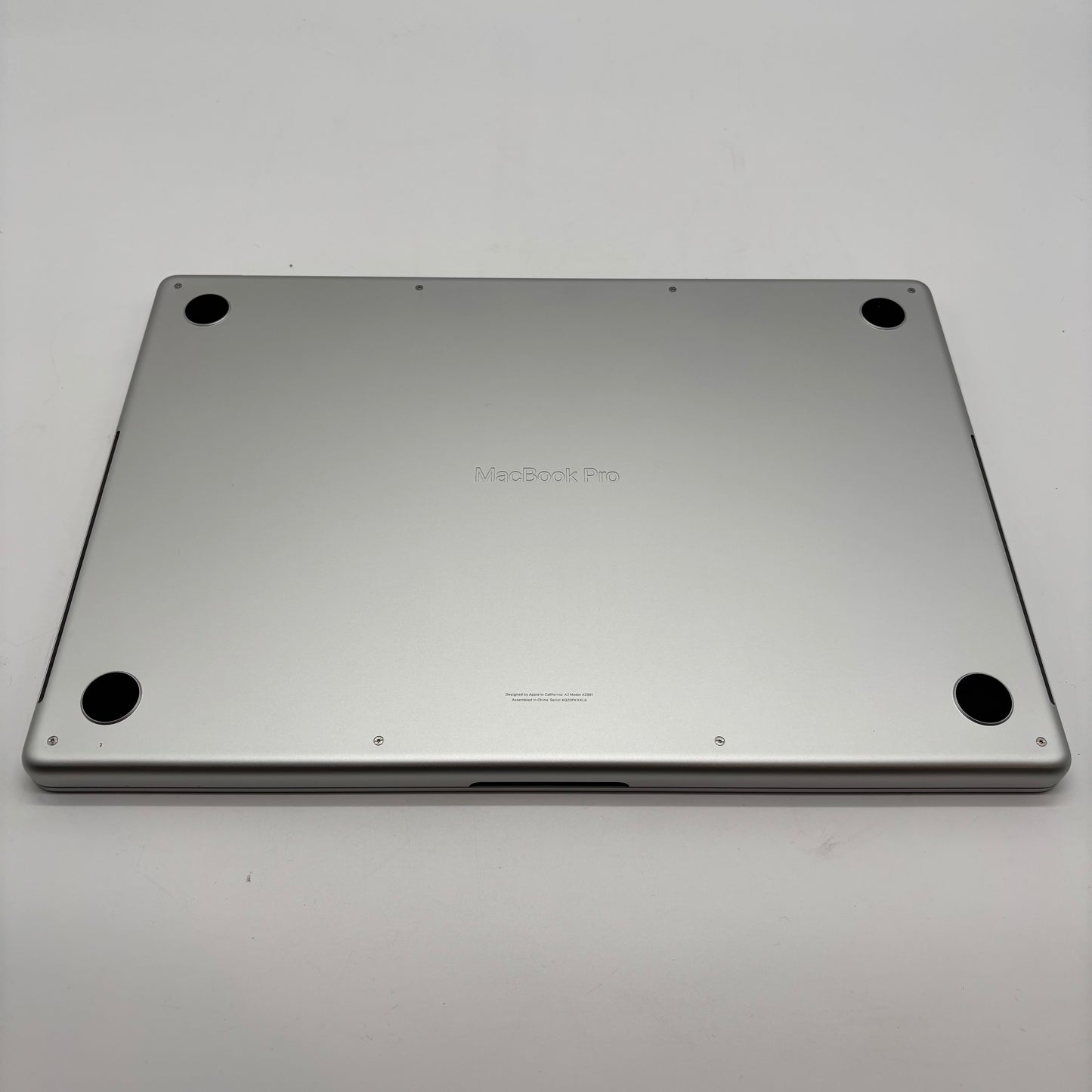 2023 Apple MacBook Pro 16" M3 Pro 18C GPU 4.0GHz 18GB RAM 1TB SSD A2991