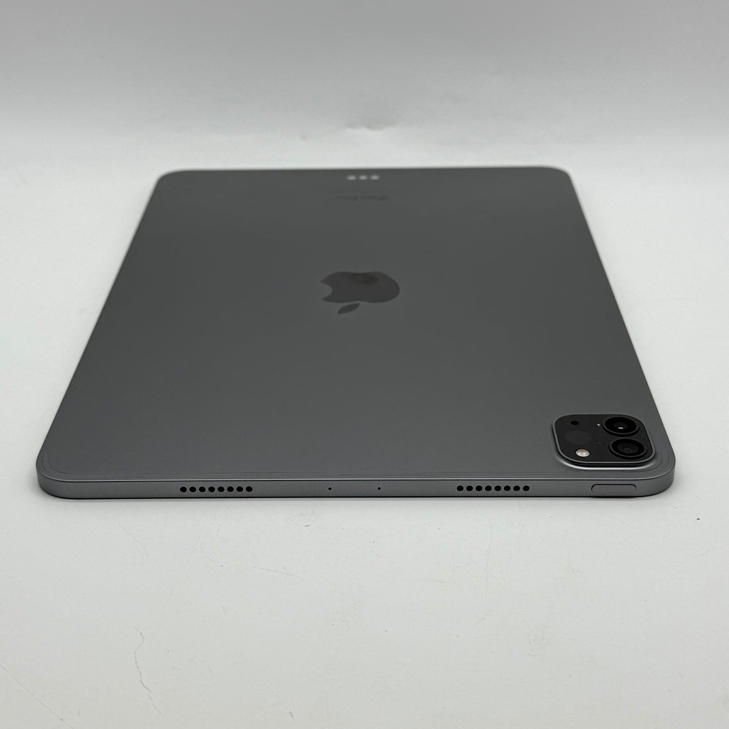 WiFi Only Apple iPad Pro 11" 4th Gen 256GB M1 Space Gray MNXF3LL/A