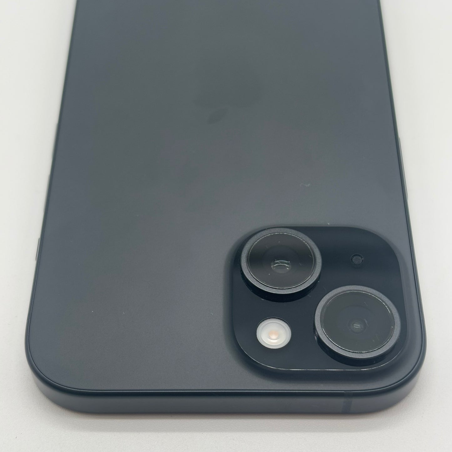 T-Mobile Apple iPhone 15 128GB BLACK MTLV3LL/A
