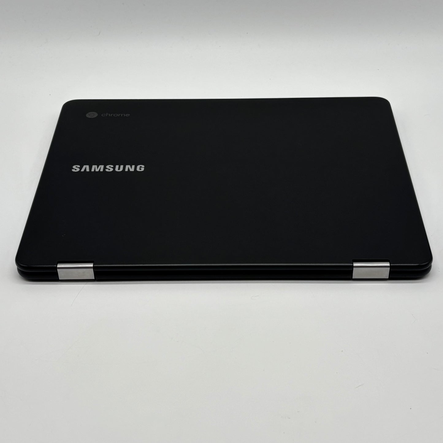 Samsung Chromebook 3 XE510C24 12.3" Intel m3 2.2GHz 4GB RAM 32GB SSD