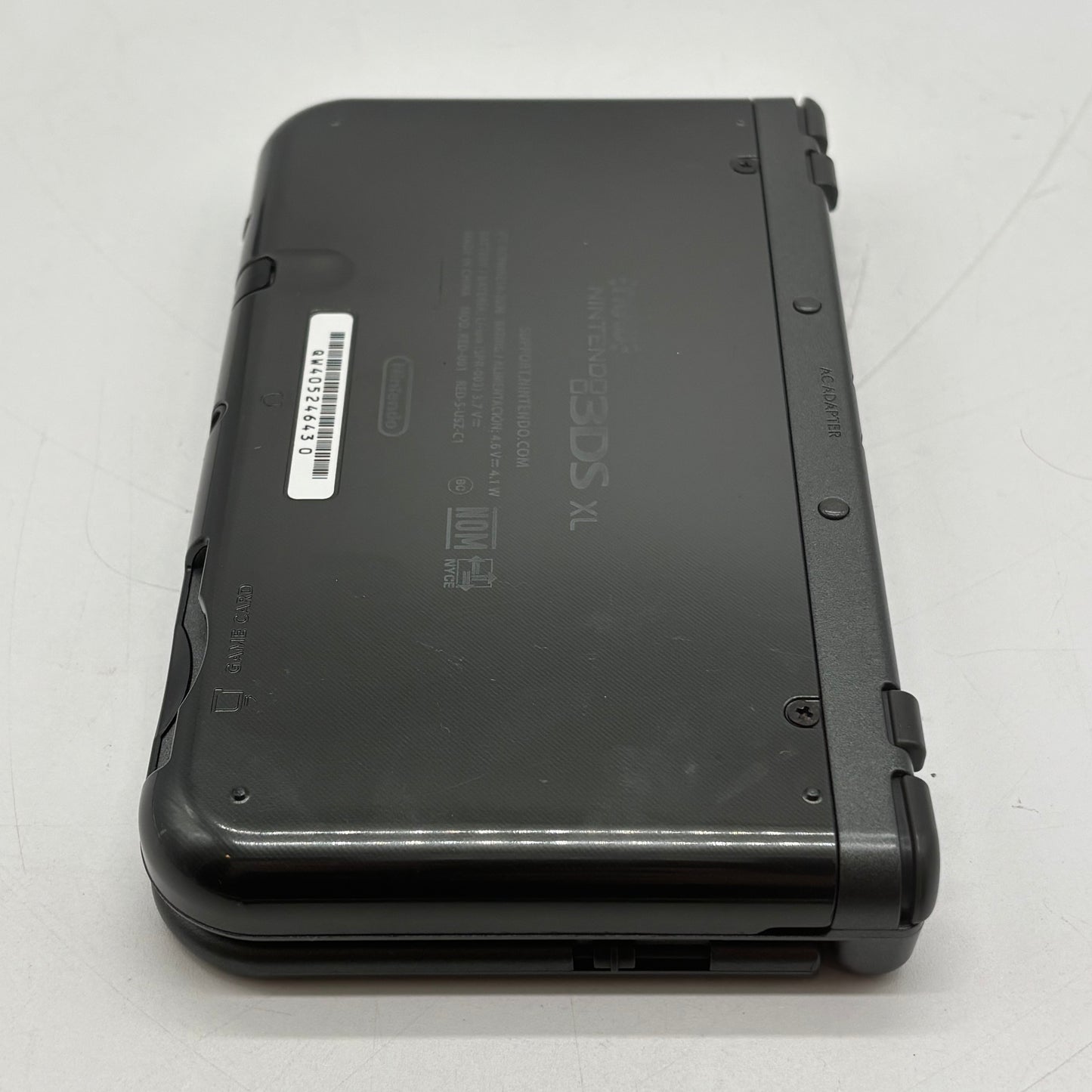 New Nintendo 3DS XL Handheld Game Console RED-001 Black