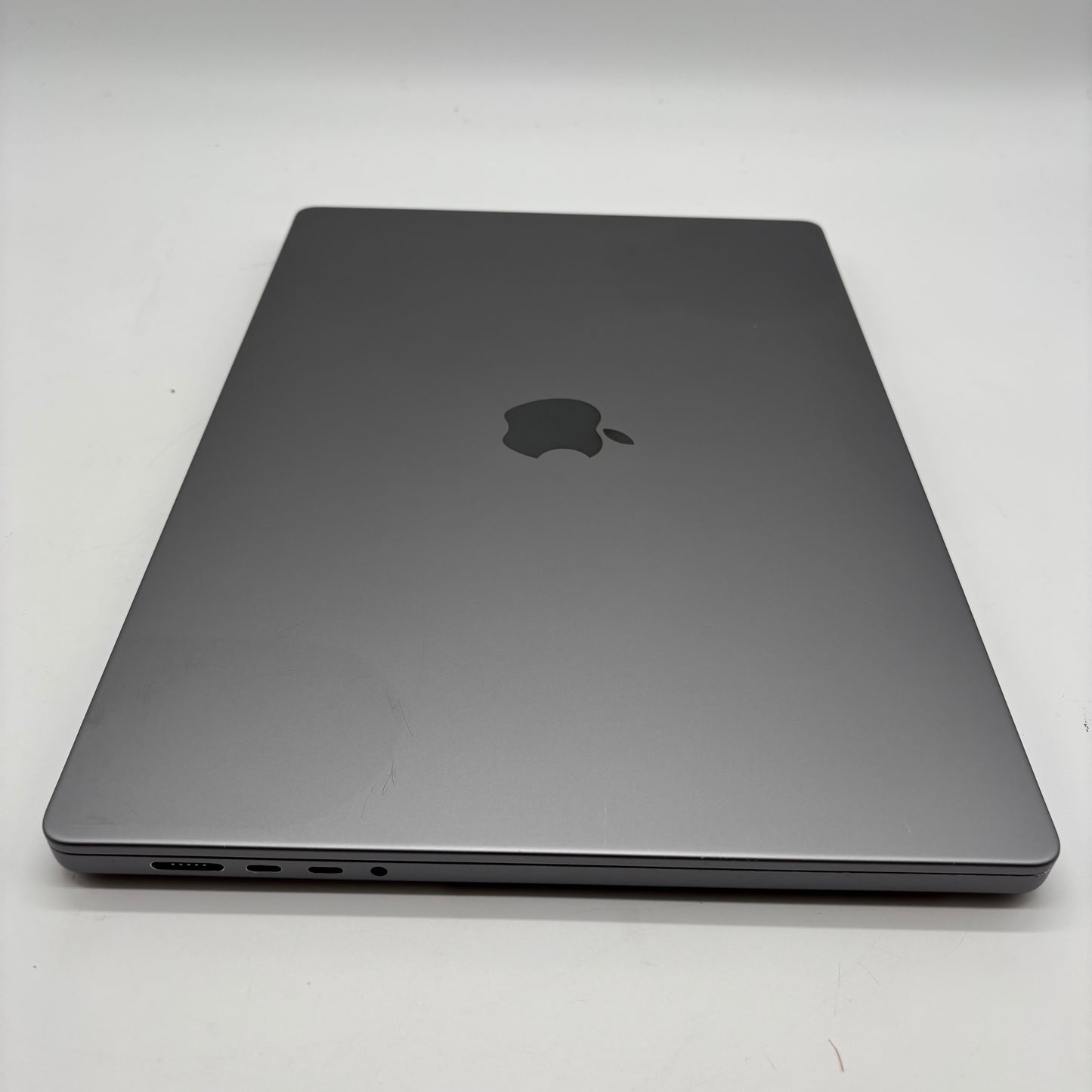 2021 Apple MacBook Pro 16" M1 Pro 16C GPU 3.2GHz 16GB RAM 512GB SSD A2485