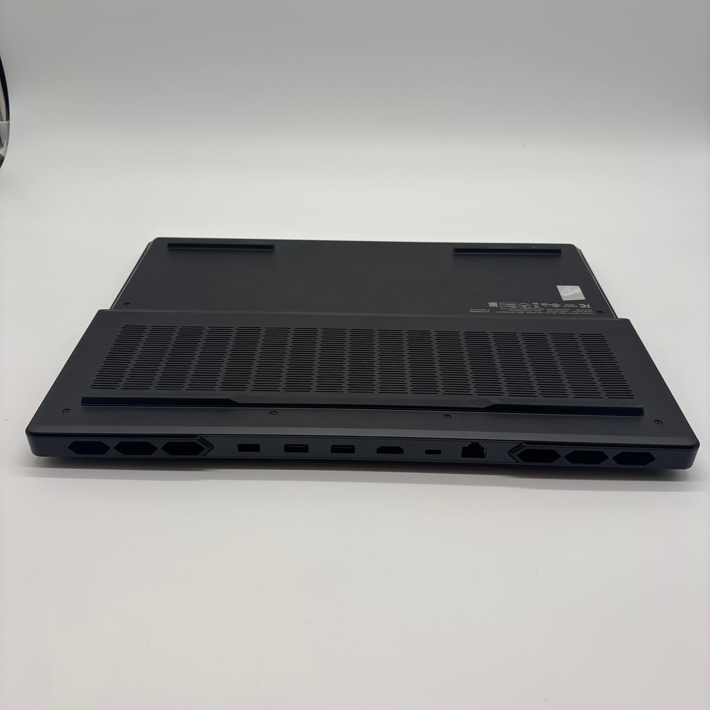 Lenovo Legion Pro 7 i9-13900HX 2.20 GHz 32GB RAM 1TB SSD GeForce RTX 4080