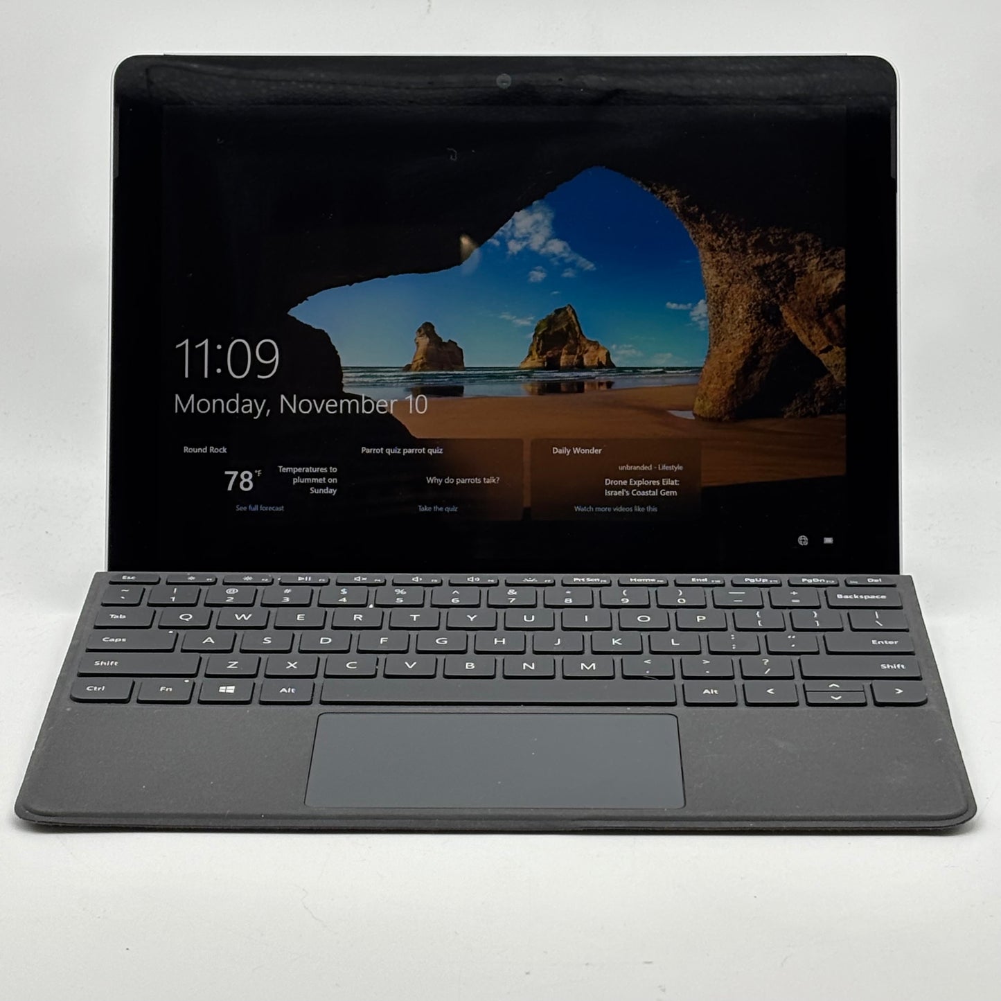 Microsoft Surface Go 1st Gen 1824 10" Pentium Gold 4415Y 1.6GHz 4GB RAM 64GB SSD