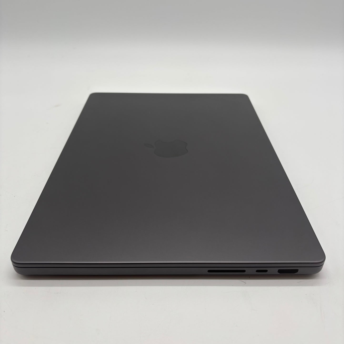2023 Apple MacBook Pro 14" M3 Max 30C GPU 4.0GHz 36GB RAM 1TB SSD FRX53LL/A
