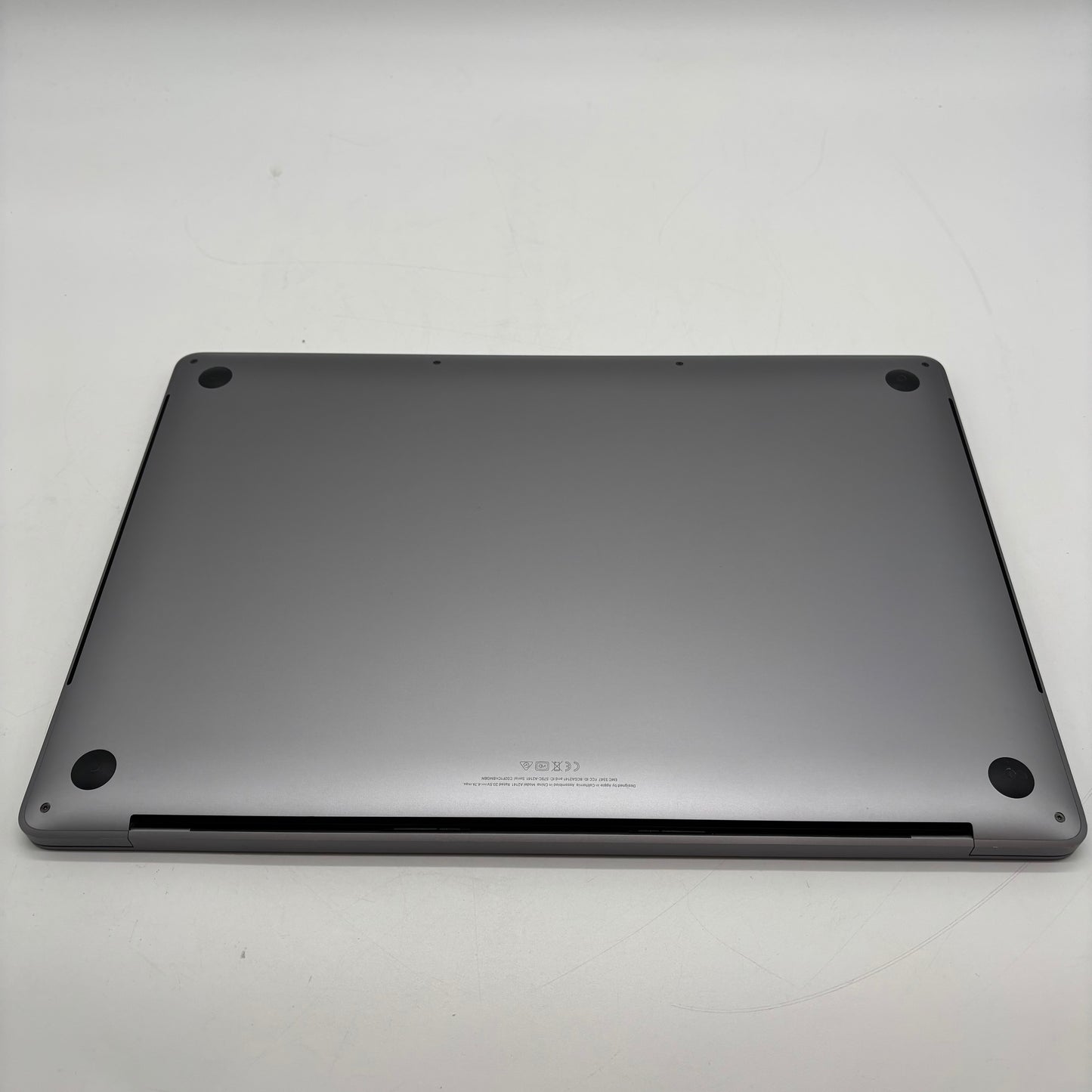 2019 Apple MacBook Pro 16" i9 2.3GHz 16GB RAM 1TB SSD Space Gray A2141