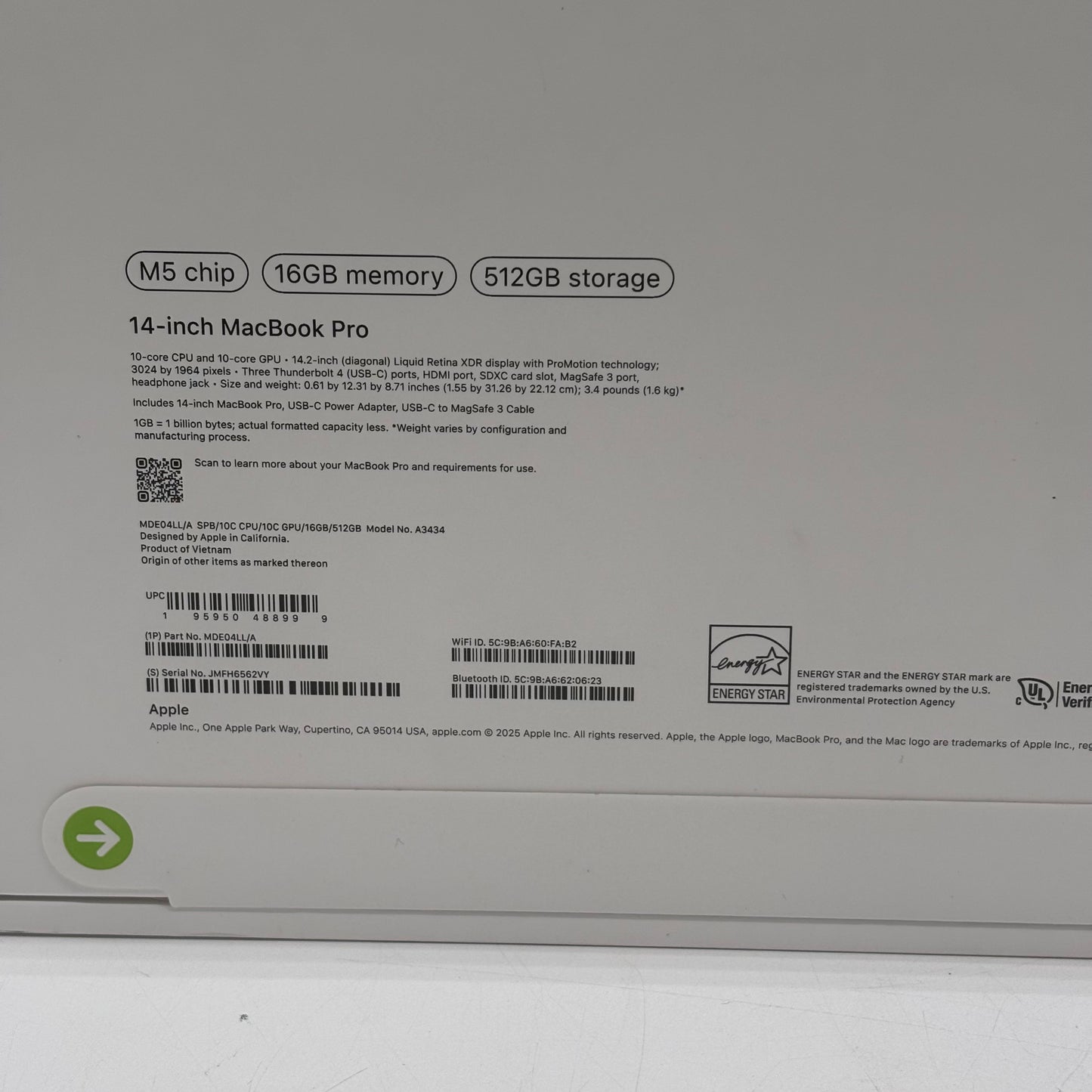 New 2025 Apple MacBook Pro 14" M5 10 Core 4.6GHz 16GB RAM 512GB SSD A3434