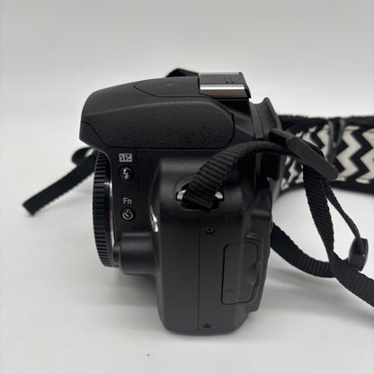 Nikon D60 10.2MP Digital SLR DSLR Camera 4566 Shutter Count