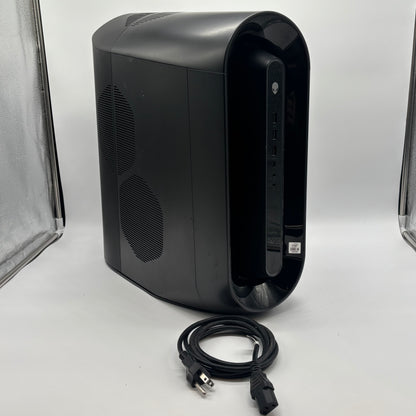 Alienware Aurora R11 819H243 i9-10900K 3.70GHz 64GB RAM 2TB SSD RTX 2080 Super