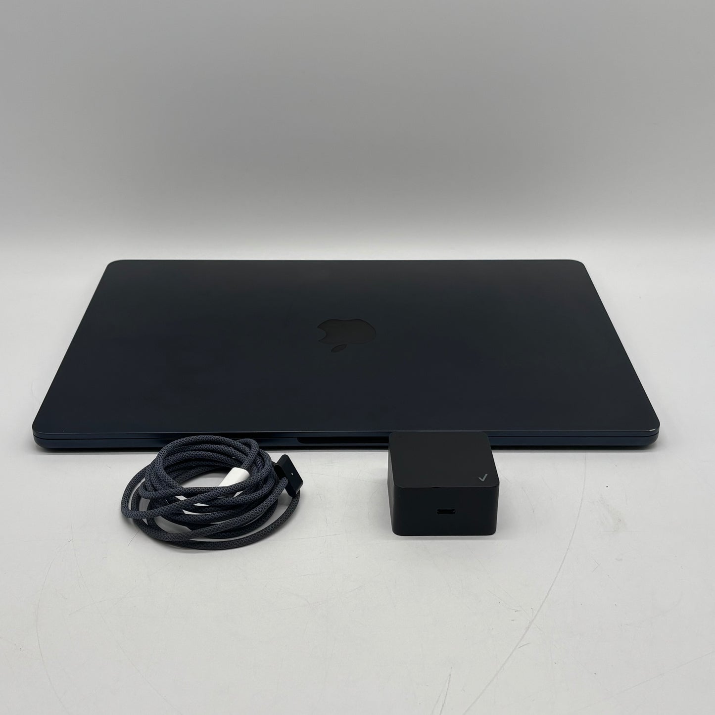 2023 Apple MacBook Air 15" M2 10C GPU 3.5GHz 8GB RAM 256GB SSD A2941