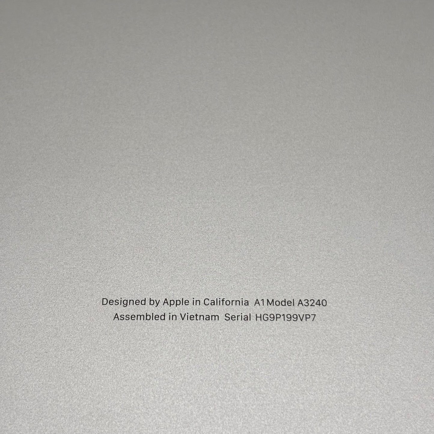 2025 Apple MacBook Air 13.6" M4 8 Core 4.5GHz 16GB RAM 256GB SSD A3240